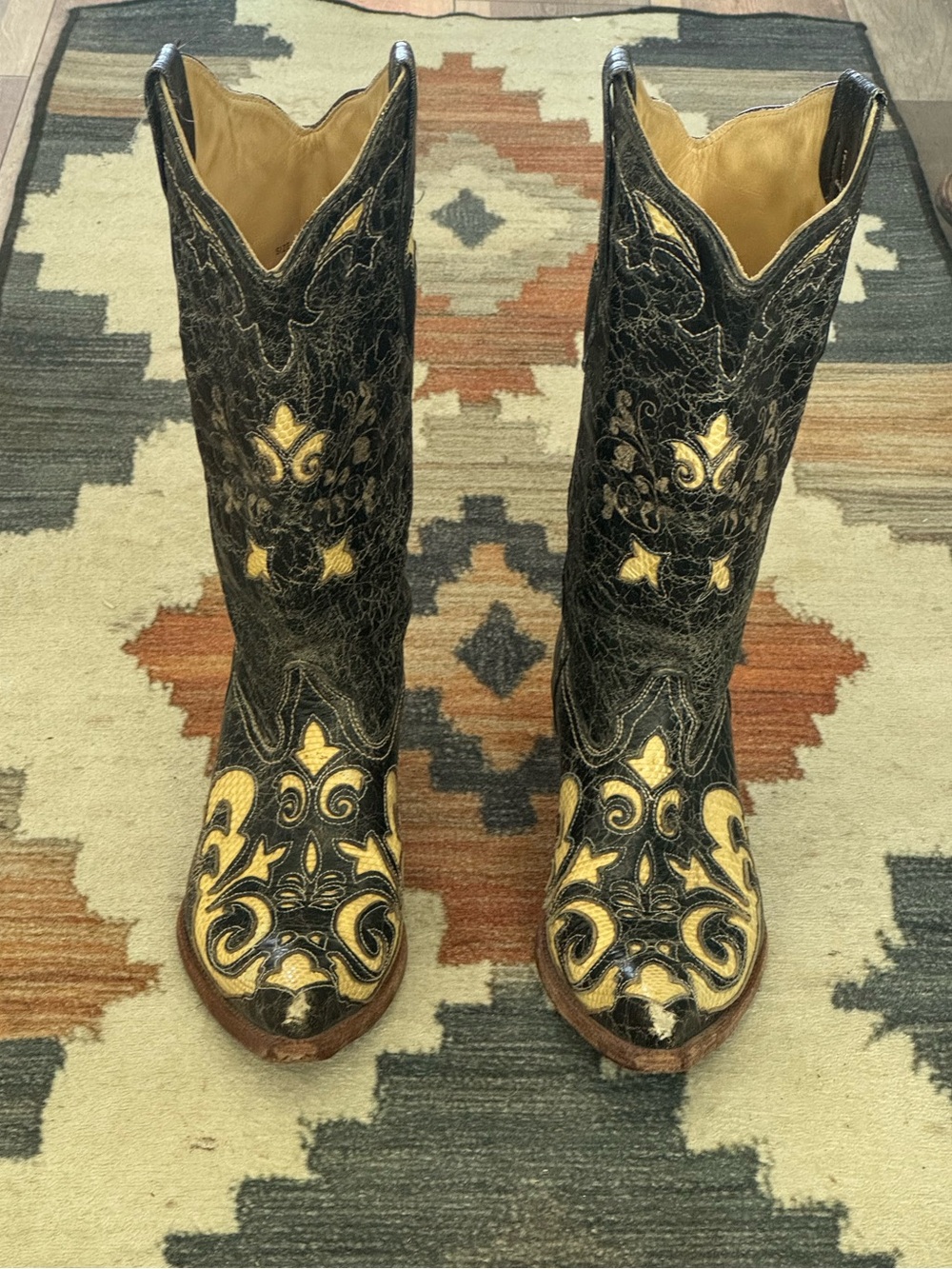 Corral cowgirl boots